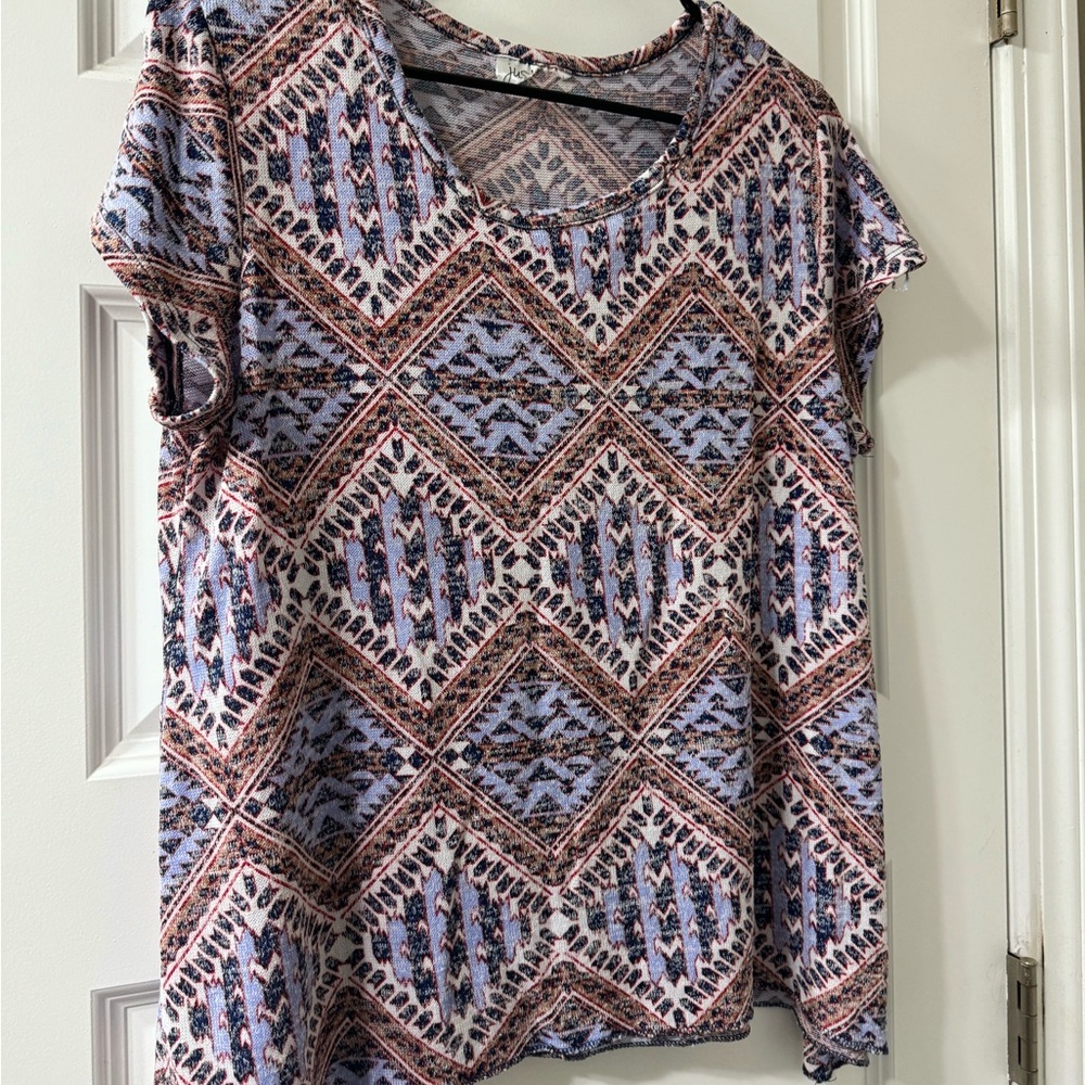 Black and pink casual short sleeve top